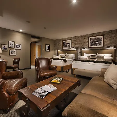 Hotel Loft 4*