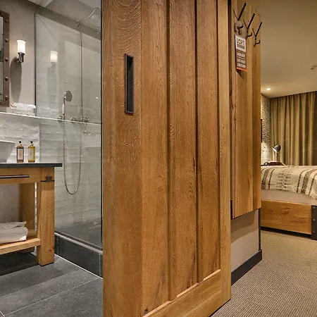 Loft 4*
