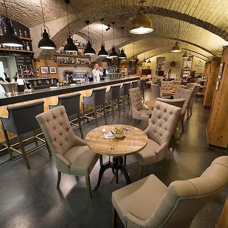 Loft Hotel