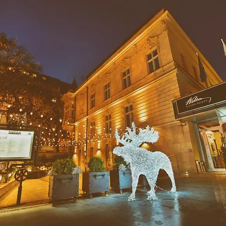 Loft Hotel 4*