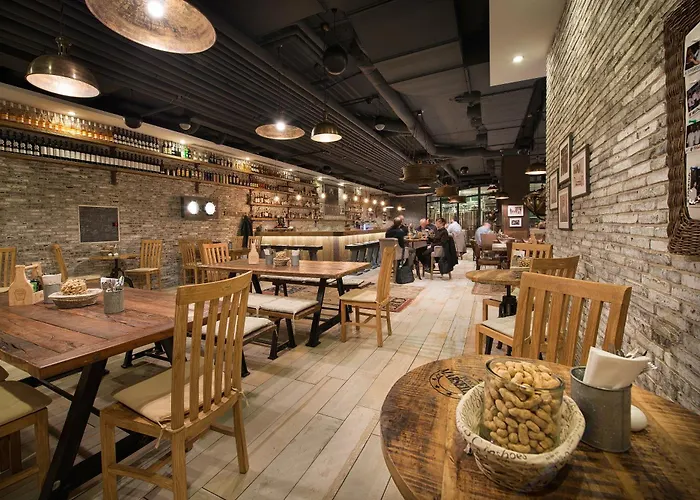 ロフト ブラティスラヴァ ホテル 4*