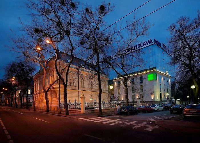 ロフト ブラティスラヴァ 4*