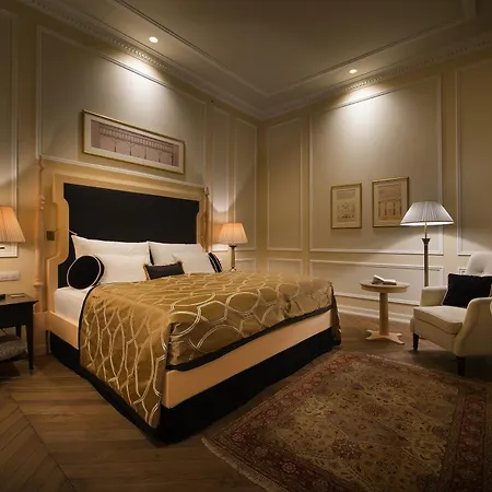 Loft Hotel
